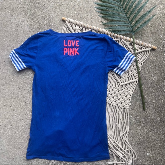 PINK Victoria’s Secret Chicago Cubs T-Shirt Size Small - Picture 5 of 6